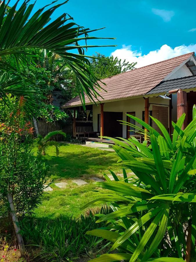 Leaf Coco Bungalow Νησιά Γκίλι Εξωτερικό φωτογραφία